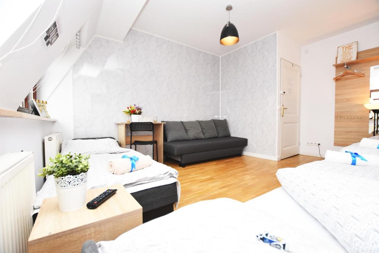 City Central Hostel Wrocław Buitenkant foto