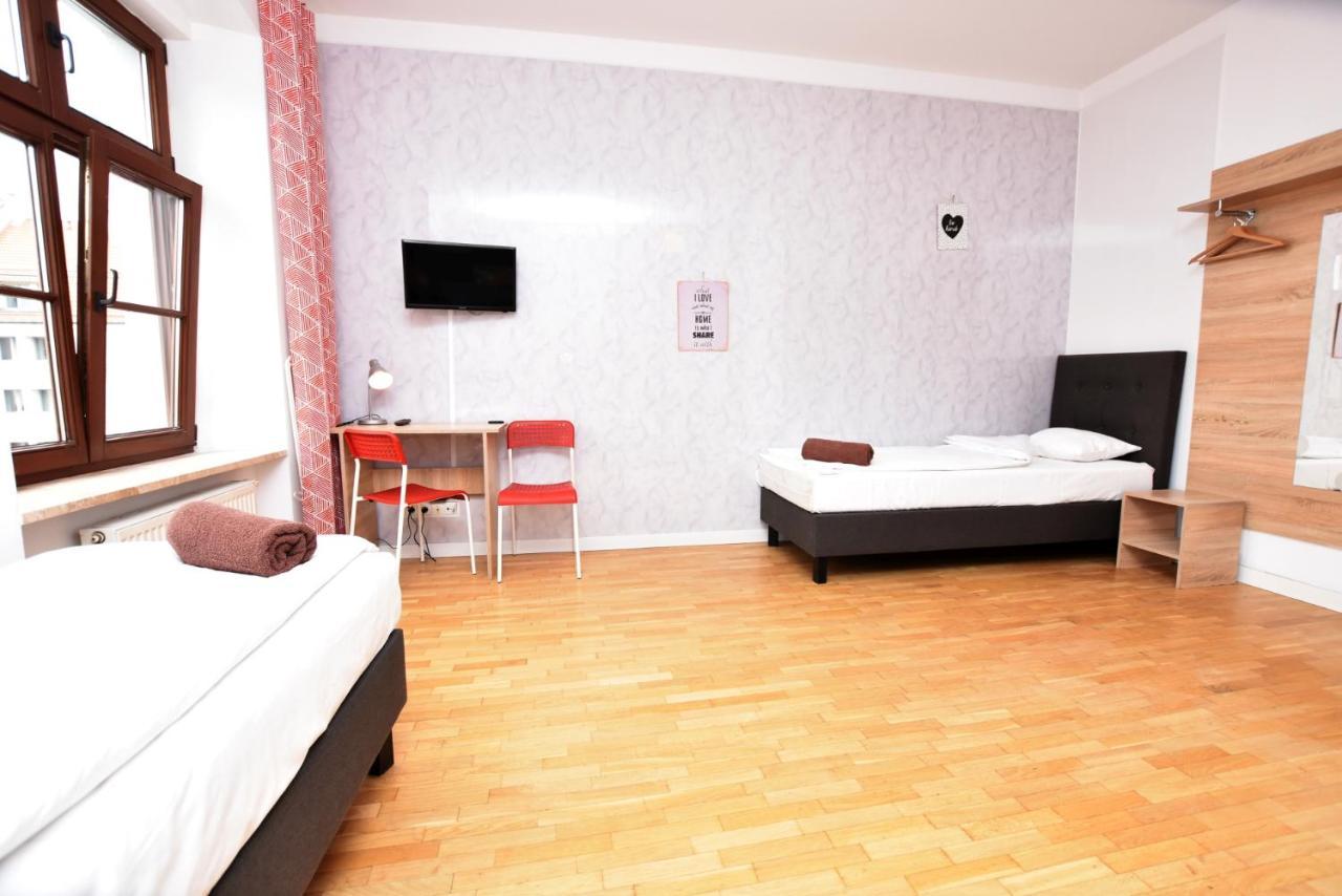 City Central Hostel Wrocław Buitenkant foto